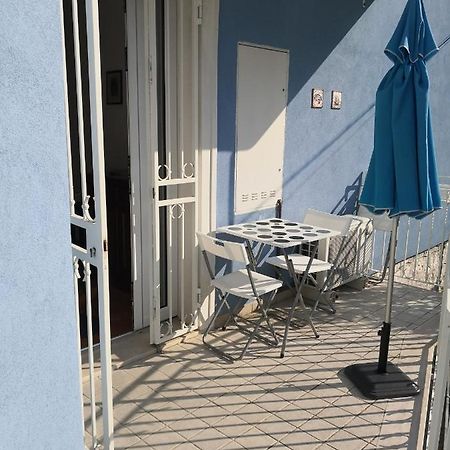 Grazioso Appartamento In Centro A Numana Buitenkant foto