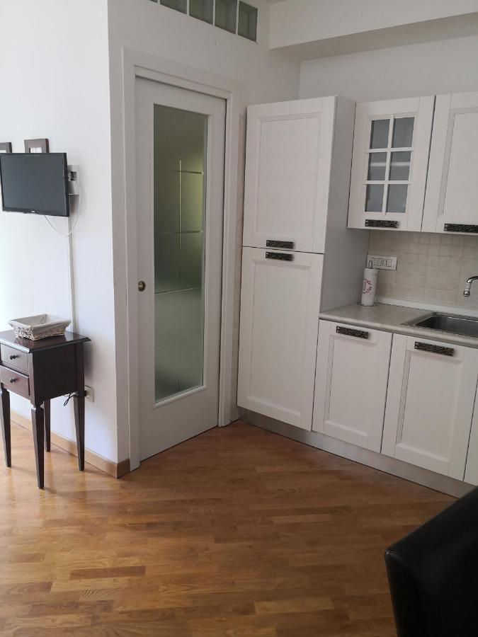 Grazioso Appartamento In Centro A Numana Buitenkant foto
